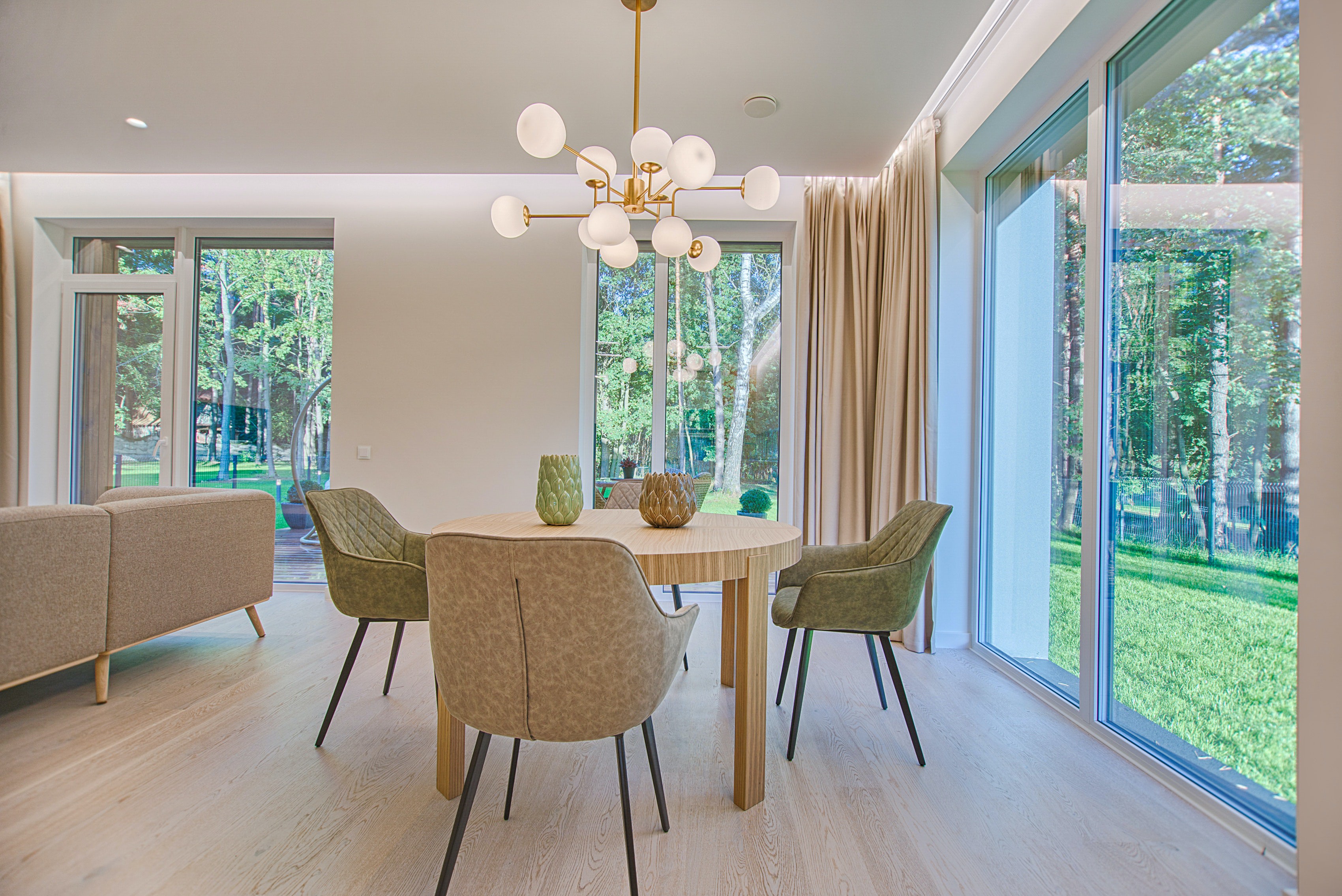 Bật mí cách lựa chọn sàn nhựa giả gỗ chất lượng NHẤT