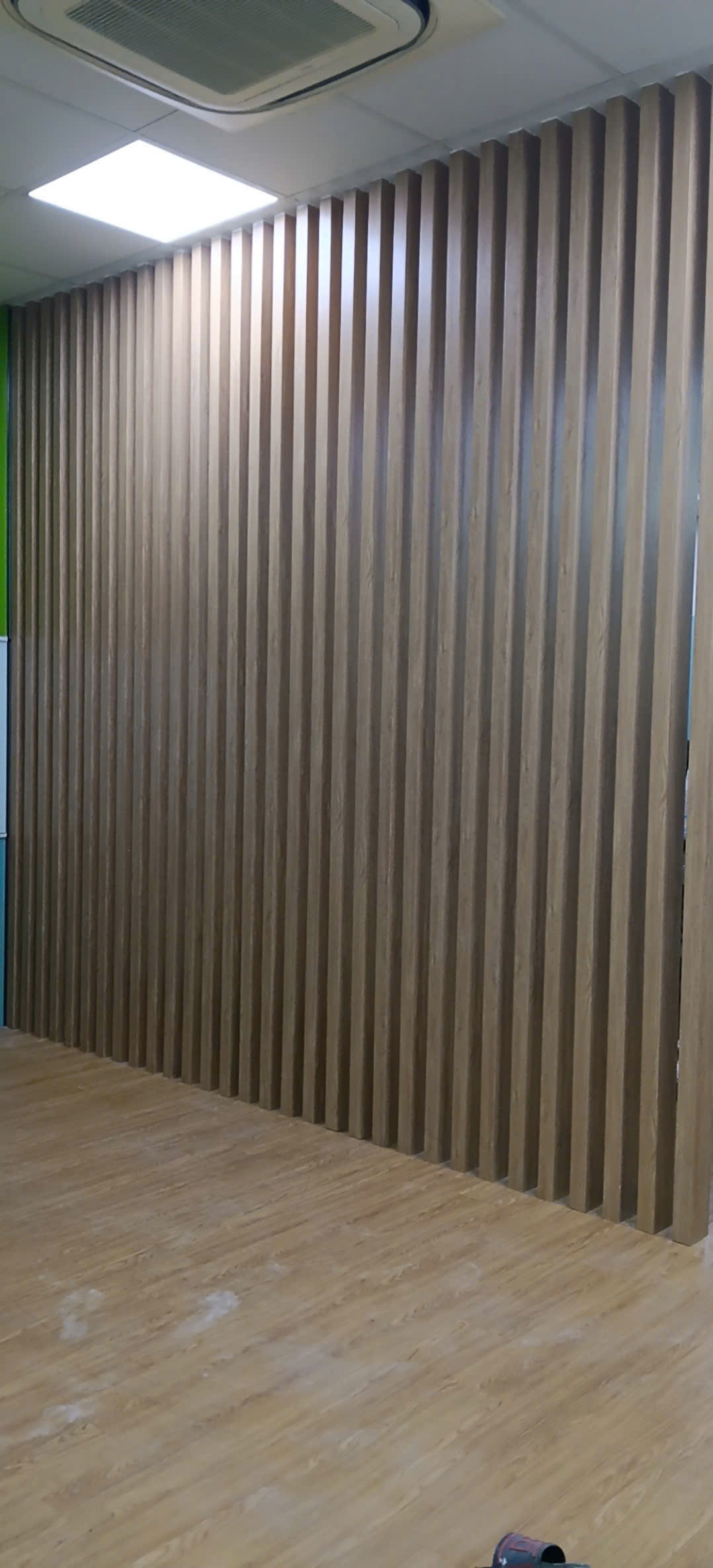 LAM HỘP NHỰA TRANG TRÍ NỘI THẤT XU HƯỚNG 2026